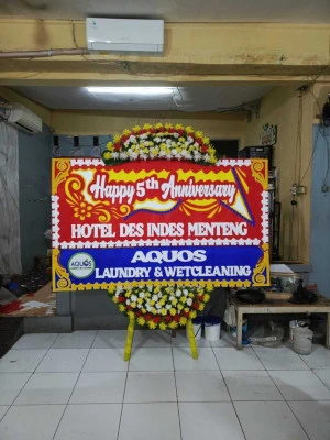 Papan Bunga di Kawasan Industri Pulogadung